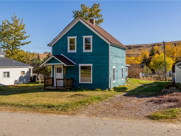 1008 Grant Ave S, Red Lodge, MT 59068