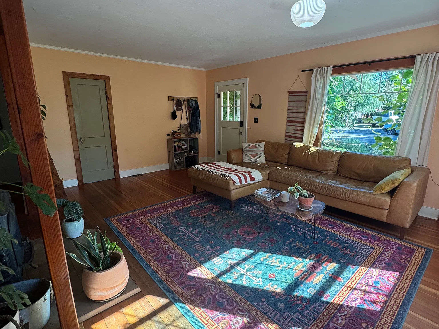 2 bed, 1332 sqft, $2,800 — Photo 3