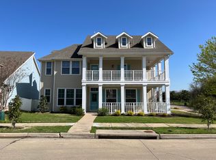 1253 Spanish Moss Dr, Aubrey, TX 76227