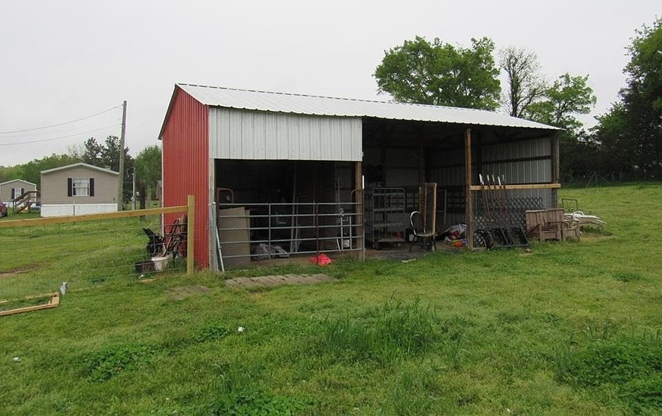 2nd image of 4025 E Northbrook Cir
