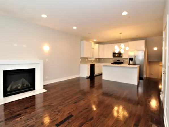 2408 W Cortland St APT 1W, Chicago, IL 60647