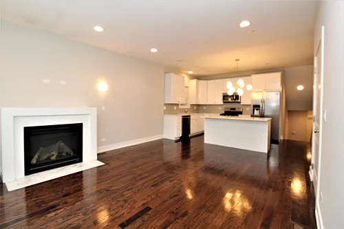 2408 W Cortland St #1W Photo 1 2408 W Cortland St #1W Photo 1