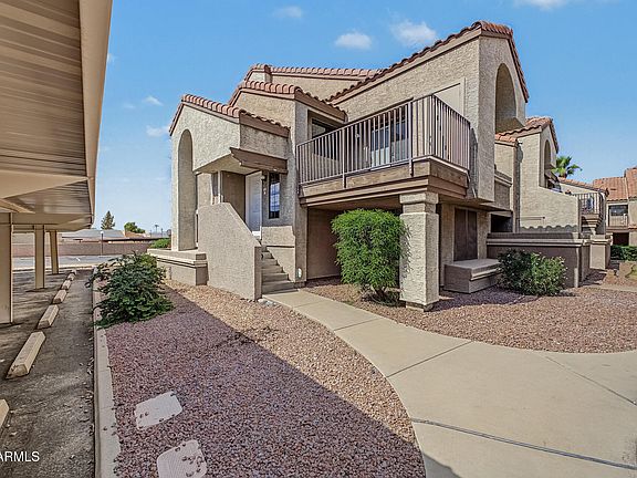 2nd image of 1905 E UNIVERSITY Drive #D216
