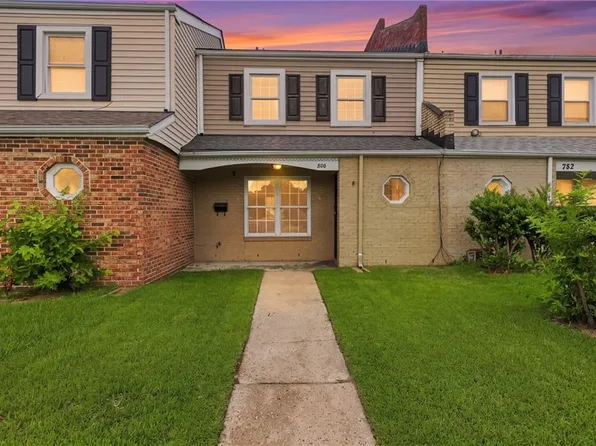 800 Lake Edward Dr, Virginia Beach, VA 23462