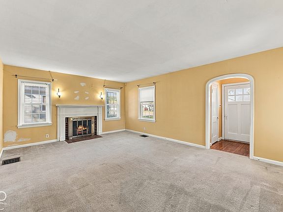 3rd image of 731 25th St