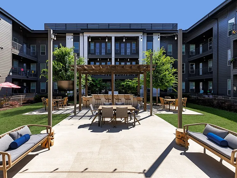 Album Benbrook Outdoor Lounge