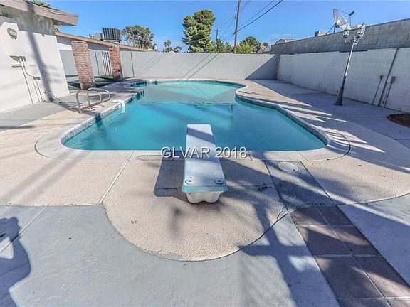 2nd image of 4321 San Joaquin Ave