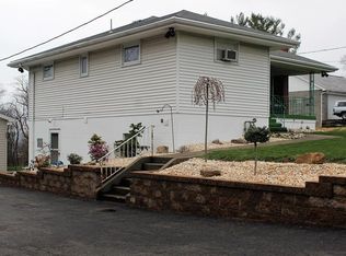1153 3rd St, Fayette City, PA