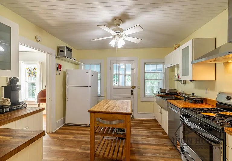 4671 Macon Hwy — Photo 12