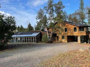 6840 Griffin Creek Rd, Medford, OR 97501