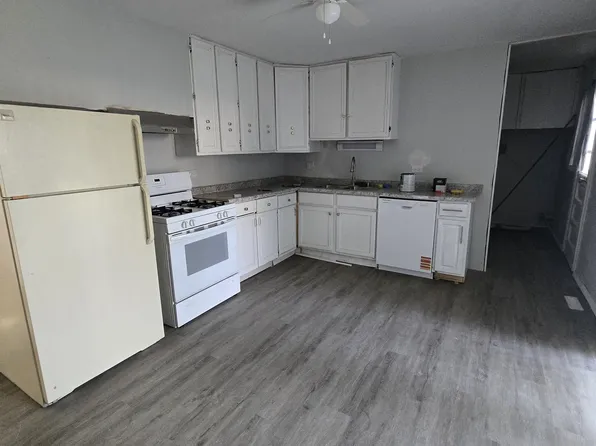 22221 Willow Tree Ave, Chicago Heights, IL 60411