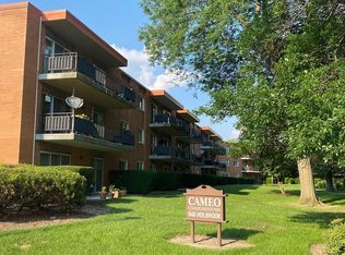 940 Holbrook Rd APT 7B, Homewood, IL 60430