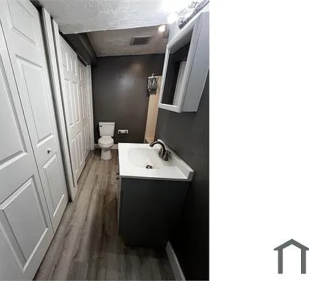 633 Florence St #4 — Photo 10