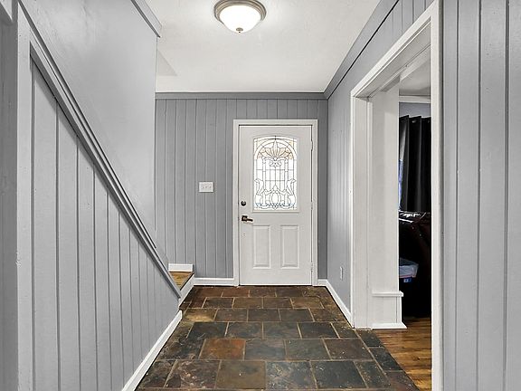 3rd image of 11021 N Paddock Rd S