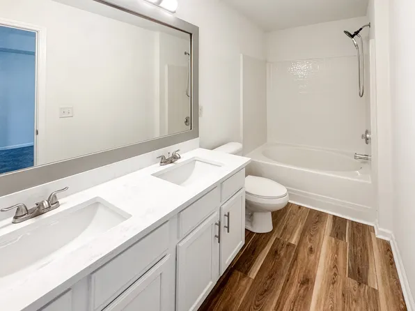 8330 Shinkansen Dr, Charlotte, NC 28213