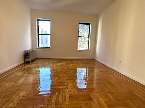 (undisclosed Address), Bronx, NY 10467