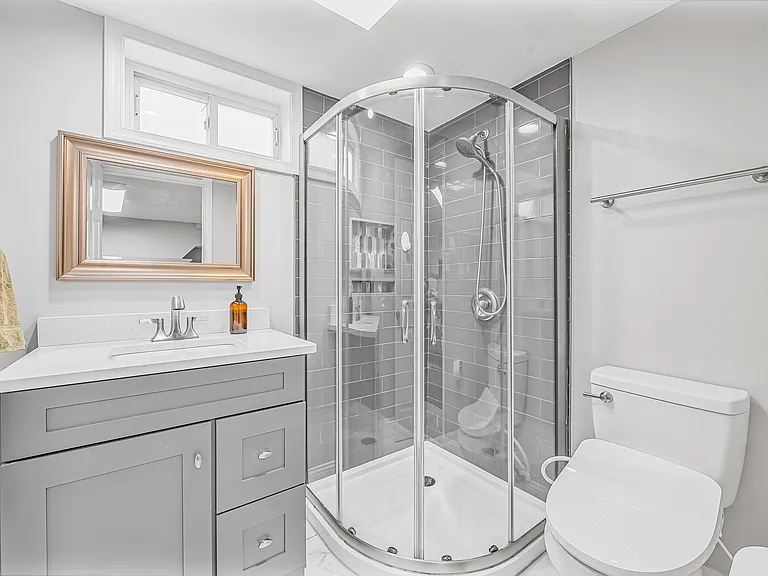 4610 Coachway Dr — Photo 20