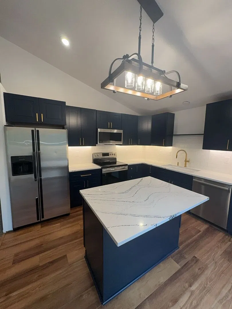 Charming Home with Spacious Living Areas & Huge Fenced Backyard! — Photo 4