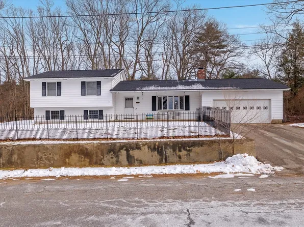 65 Lakeview Ave, Athol, MA 01331