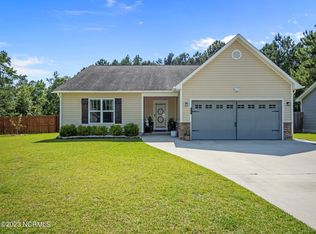 204 Demetrius Ct, Hubert, NC 28539