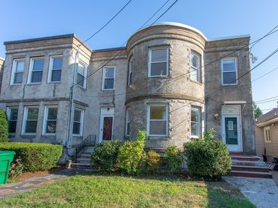 680 Boylston St, Newton, MA, 02459