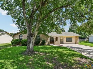 1641 Driftwood Dr, Seguin, TX 78155