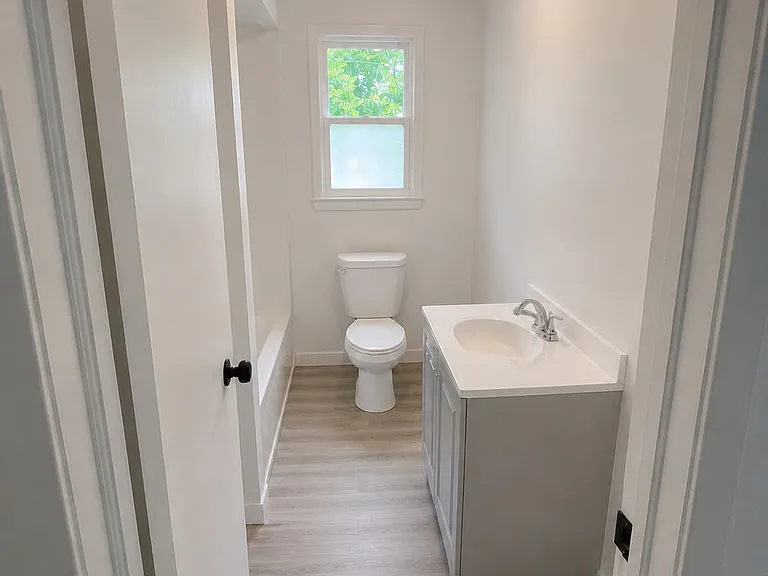 103 Southwood Dr — Photo 8