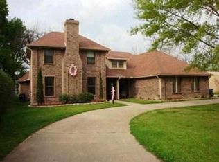 410 E Main St, Wortham, TX