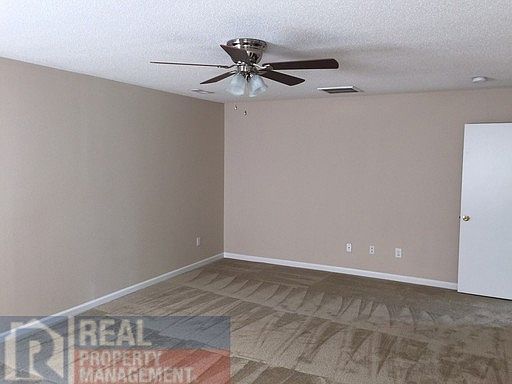 5th image of 8 Selsey Ct