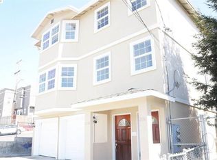2136 23rd Ave #A, Oakland, CA