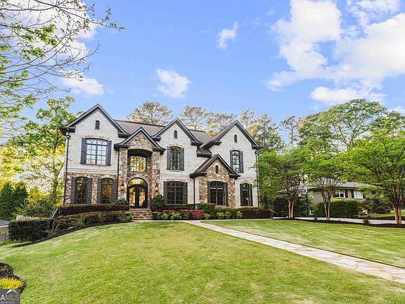 2nd image of 1686 Montcliff Ct