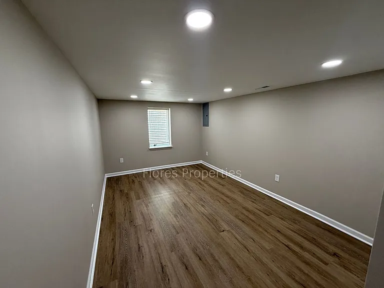 1136 Pauline Ave — Photo 21