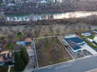 3165 Lake Redding Dr, Redding, CA 96003