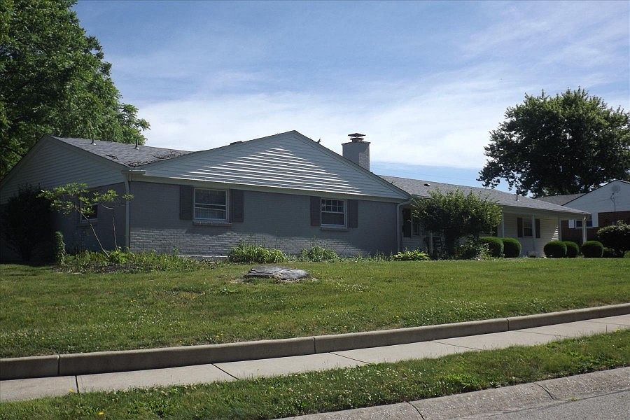 2nd image of 205 Freyn Dr