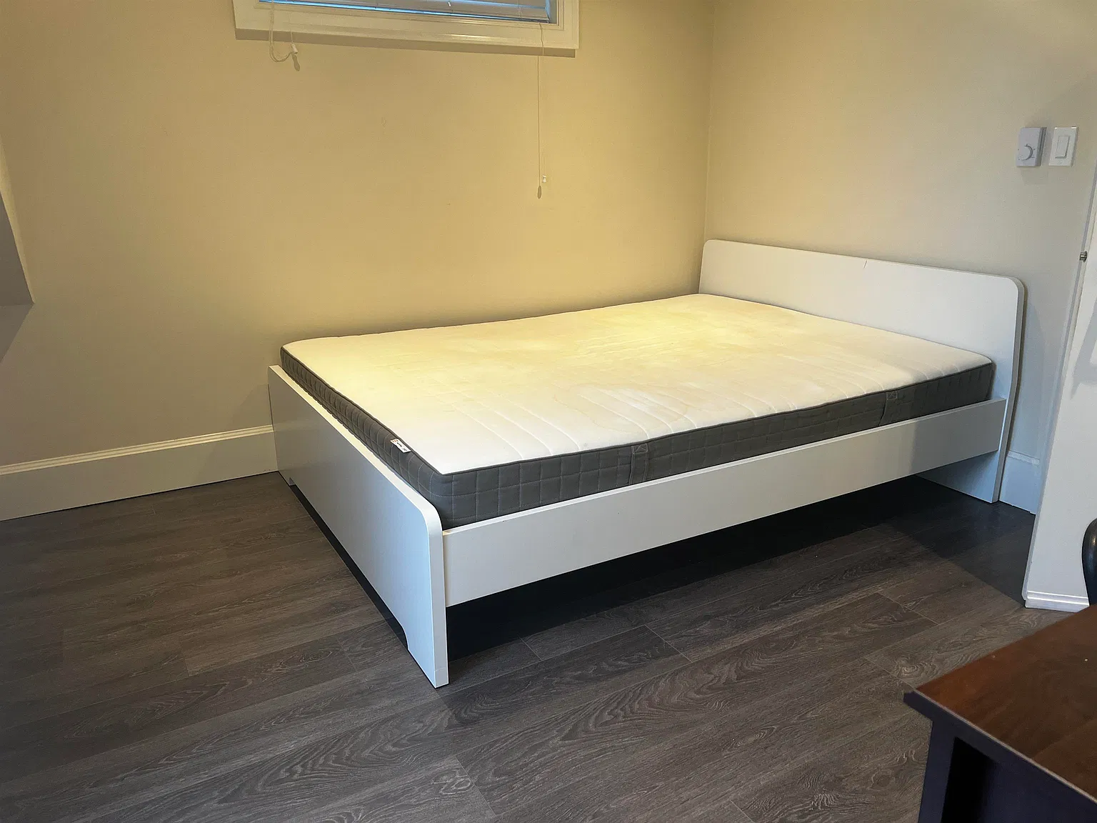 3 bed, 700 sqft, $2,450 — Photo 2