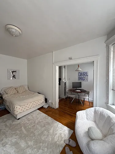 123 Park Dr #3 Photo 1