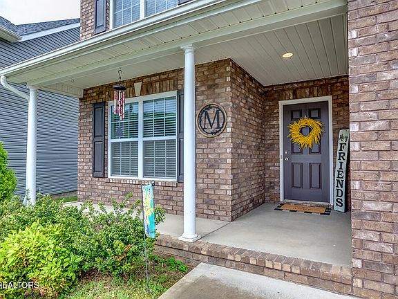 3rd image of 6943 Holliday Park Ln