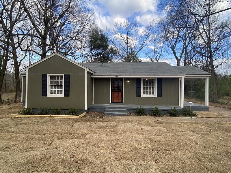 1st image of 1012 Whitaker Dr