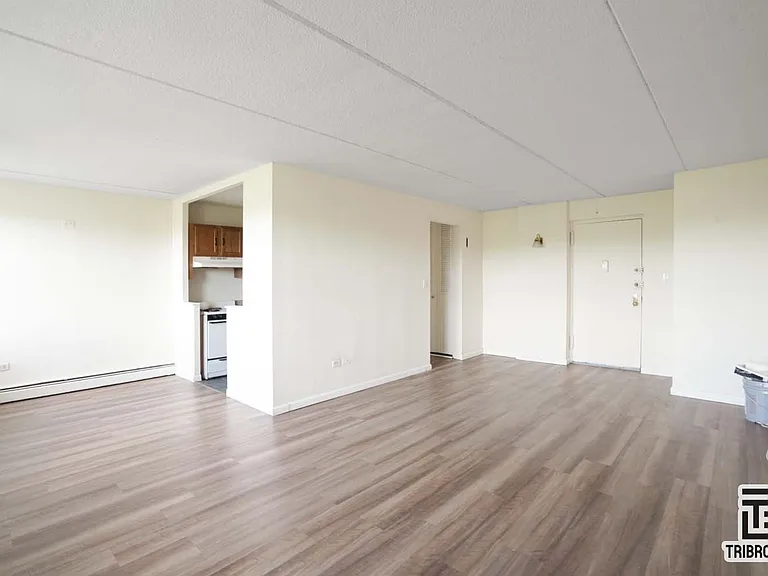 583 Fort Washington Ave #6A — Photo 4