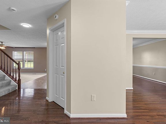 4th image of 7824 Big Buck Dr