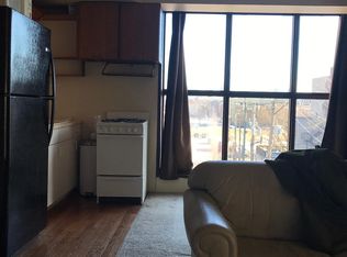 1321 W Taylor St APT 4, Chicago, IL 60607