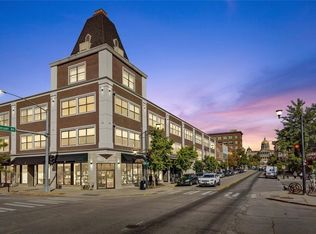 400 E Locust St Unit 203, Des Moines, IA 50309