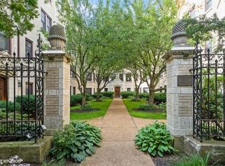 822 Judson Ave APT 1, Evanston, IL 60202