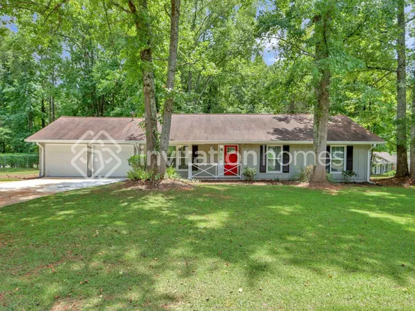 921 Dawn Ct SE, Conyers, GA 30094