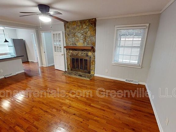 3rd image of 4597 Coach Hill Dr