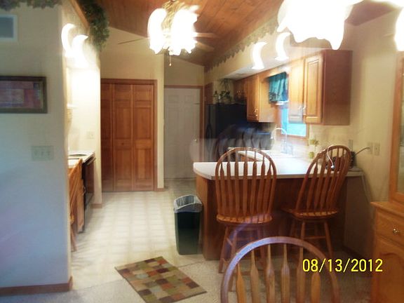 5th image of 124 Orchard Ct