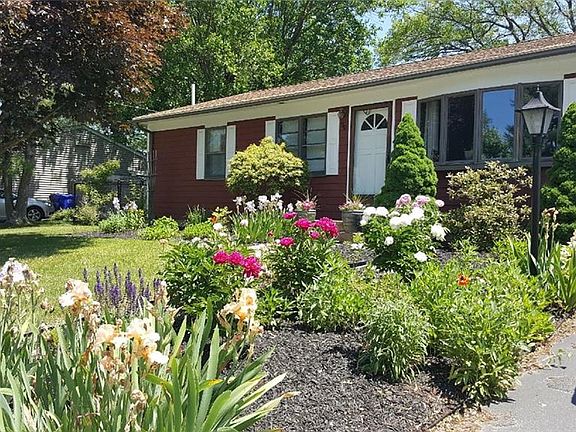 2nd image of 50 Rotary Dr