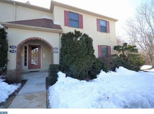 353 Norris Hall Ln #353, Norristown, PA 19403