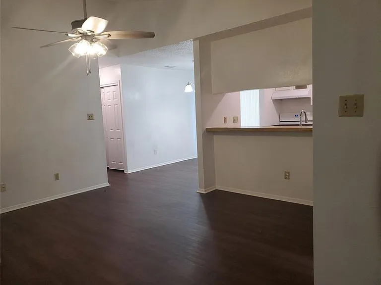 4509 Brown Bark Pl #B — Photo 4