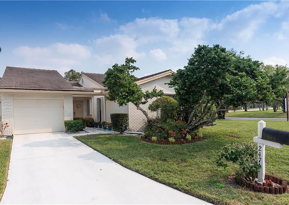 1st image of 2471 SW Egret Pond Cir